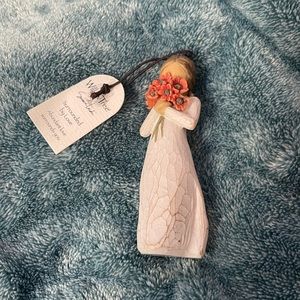 2013 Willow Tree “surrounded by love” ornament